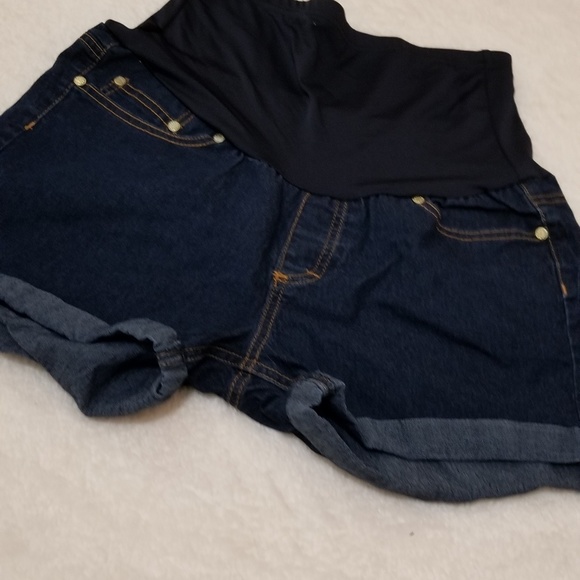 rumor has it Pants - Maternity shorts